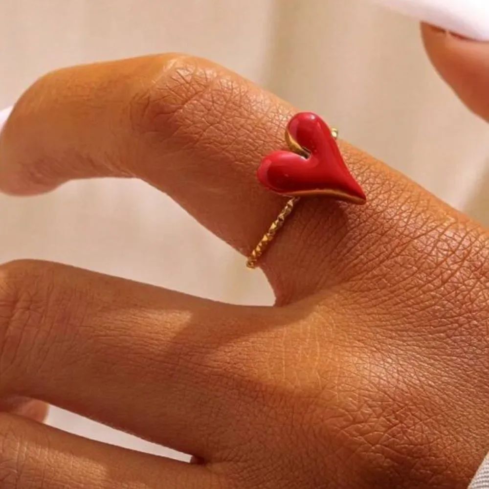 Red Heart Ring N1625